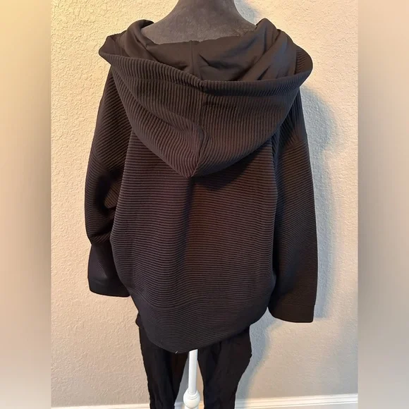 DKNY Ribbed Black Hoodie with Zipper – NWT (Size XS, Runs Large) - Picture 2 of 6